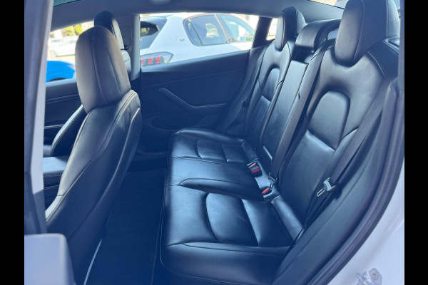 Tesla Model 3 Standard RWD Plus 60 kWh |NL AUTO | CAMERA | LEDER | PANO ! 2DE PINKSTERDAG GEOPEND VAN 10:00 UUR T/M 17:00 UUR