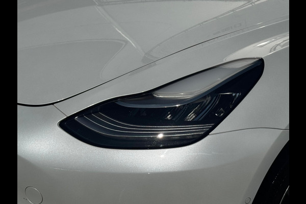 Tesla Model 3 Standard RWD Plus 60 kWh |NL AUTO | CAMERA | LEDER | PANO ! 2DE PINKSTERDAG GEOPEND VAN 10:00 UUR T/M 17:00 UUR