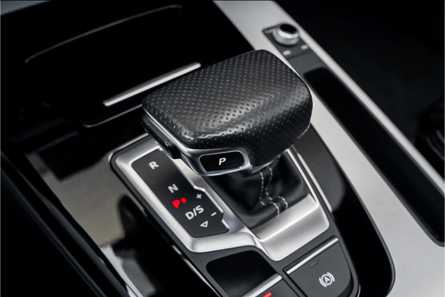 Audi Q5 Sportback 50 TFSI e S Edition Pano RS-Stoelen Matrix Trekhaak 20"