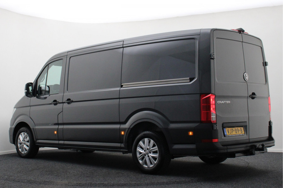 Volkswagen Crafter 35 2.0 TDI DSG L3H2 2x Schuifdeur, ACC, Camera, Apple Carplay, DAB, 3000KG Trekhaak, 17''