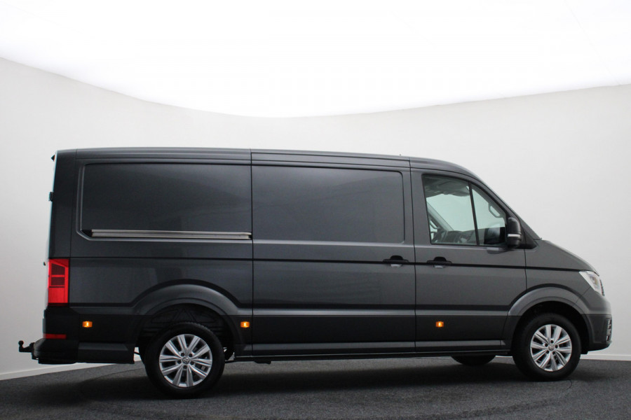 Volkswagen Crafter 35 2.0 TDI DSG L3H2 2x Schuifdeur, ACC, Camera, Apple Carplay, DAB, 3000KG Trekhaak, 17''