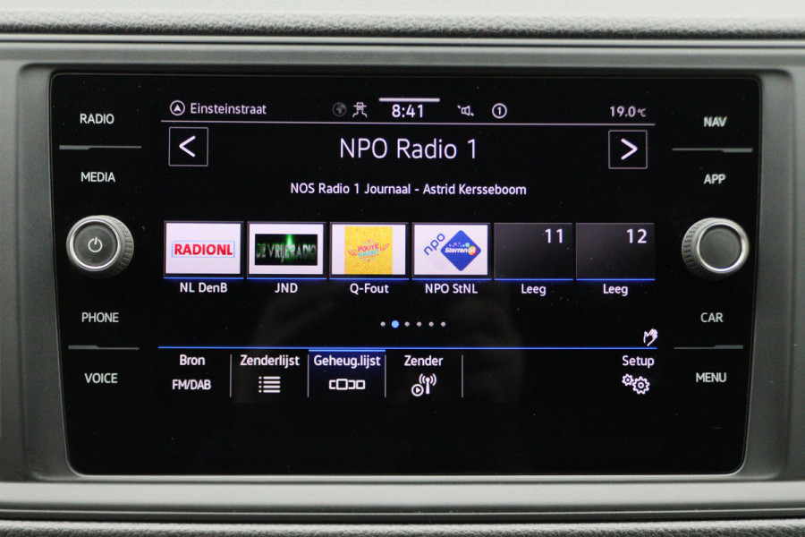 Volkswagen Crafter 35 2.0 TDI DSG L3H2 2x Schuifdeur, ACC, Camera, Apple Carplay, DAB, 3000KG Trekhaak, 17''