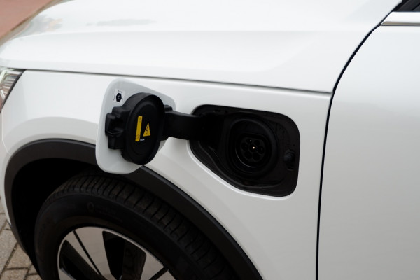 Volvo XC40 1.5 T4 PHEV Rech Inscription Exp (Leder) Rijklaarprijs incl. 12 VERKOCHT