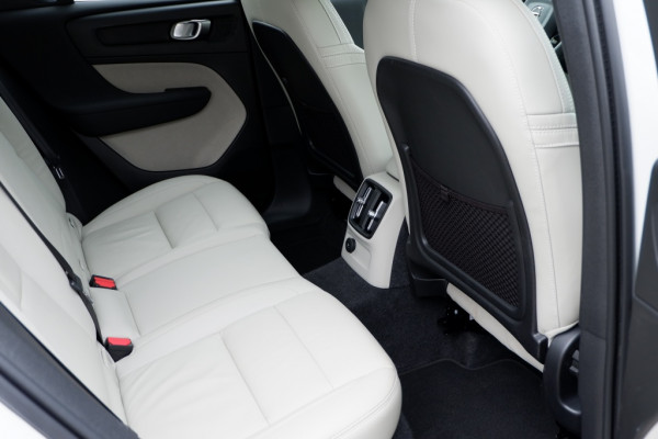 Volvo XC40 1.5 T4 PHEV Rech Inscription Exp (Leder) Rijklaarprijs incl. 12 VERKOCHT