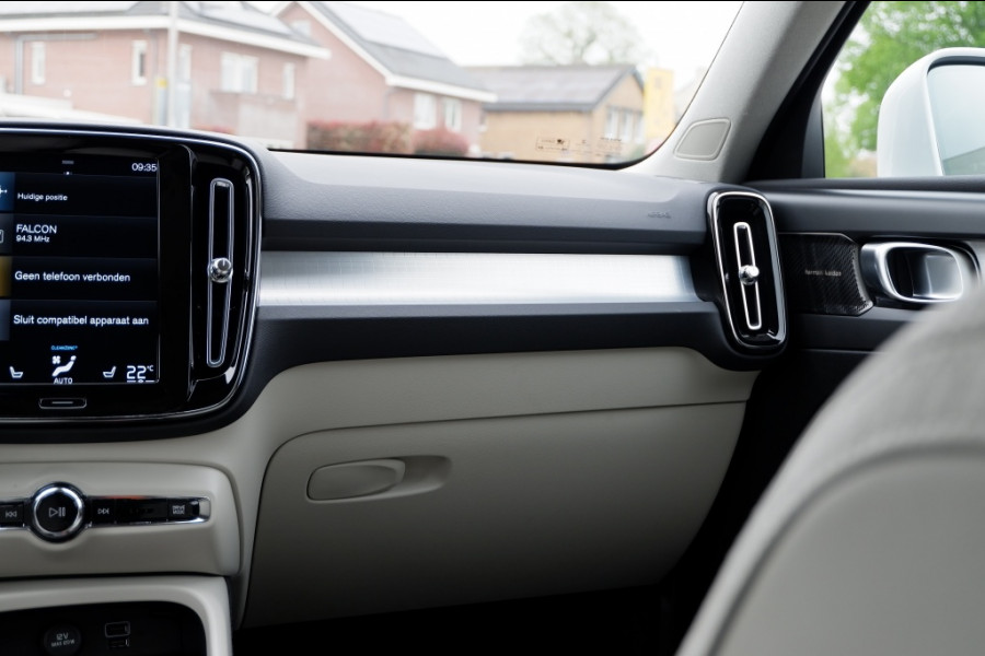 Volvo XC40 1.5 T4 PHEV Rech Inscription Exp (Leder) Rijklaarprijs incl. 12 VERKOCHT
