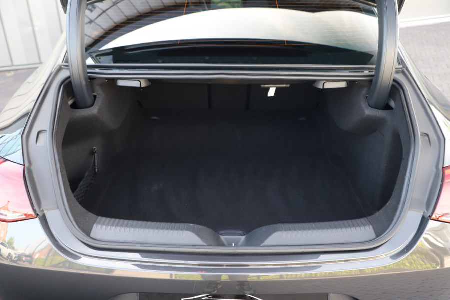 Mercedes-Benz CLS-Klasse 450 AMG 4-Matic Aut9 | 367PK | Luchtvering | Keyles-go | Sfeerverlichting | Burmester | Distronic | Schruifdak | Multibeam | 201