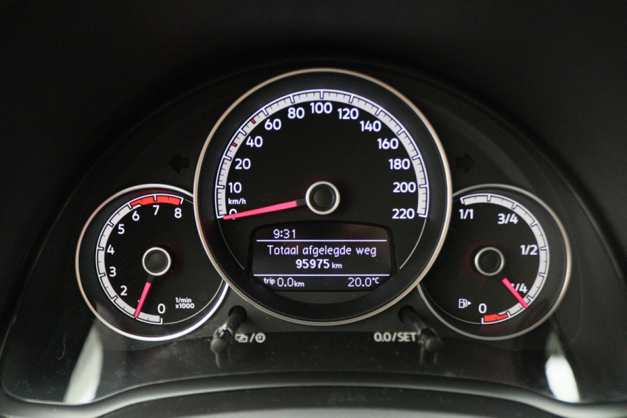 Volkswagen up! 1.0 BMT move up! 5-Deurs, LED, Airco, Bluetooth, DAB, Smartphone Integratie
