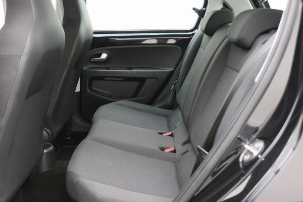 Volkswagen up! 1.0 BMT move up! 5-Deurs, LED, Airco, Bluetooth, DAB, Smartphone Integratie
