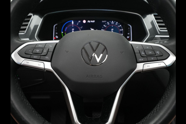 Volkswagen Tiguan 1.4 TSI 245pk eHybrid Elegance Panorama Camera Side Assist Matrix Led