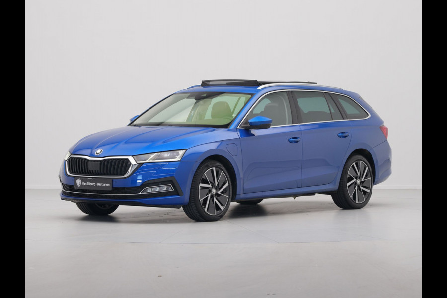 Škoda Octavia Combi 1.4 TSI 204pk iV PHEV Style First Edition Panorama Camera Matrix Led Stoelverwarming