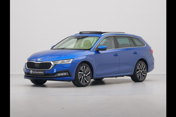Škoda Octavia Combi 1.4 TSI 204pk iV PHEV Style First Edition Panorama Camera Matrix Led Stoelverwarming