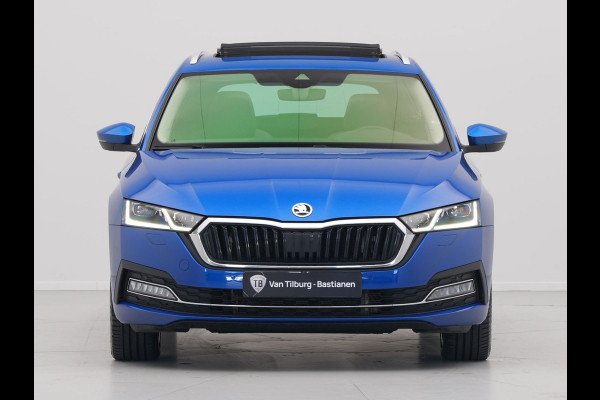 Škoda Octavia Combi 1.4 TSI 204pk iV PHEV Style First Edition Panorama Camera Matrix Led Stoelverwarming