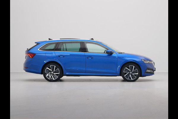 Škoda Octavia Combi 1.4 TSI 204pk iV PHEV Style First Edition Panorama Camera Matrix Led Stoelverwarming