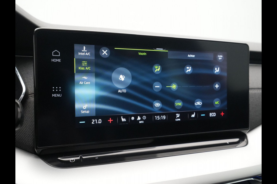 Škoda Octavia Combi 1.4 TSI 204pk iV PHEV Style First Edition Panorama Camera Matrix Led Stoelverwarming