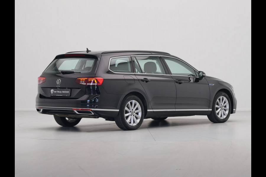 Volkswagen Passat Variant 1.4 TSI 218pk PHEV GTE Trekhaak Camera Navigatie Stoelverwarming