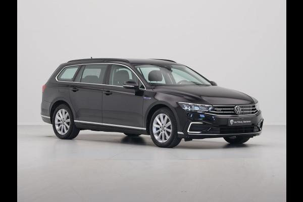 Volkswagen Passat Variant 1.4 TSI 218pk PHEV GTE Trekhaak Camera Navigatie Stoelverwarming