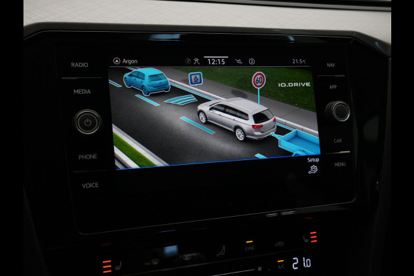 Volkswagen Passat Variant 1.4 TSI 218pk PHEV GTE Trekhaak Camera Navigatie Stoelverwarming