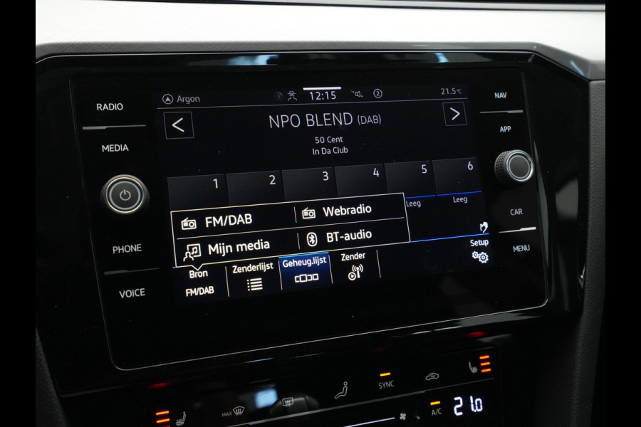Volkswagen Passat Variant 1.4 TSI 218pk PHEV GTE Trekhaak Camera Navigatie Stoelverwarming