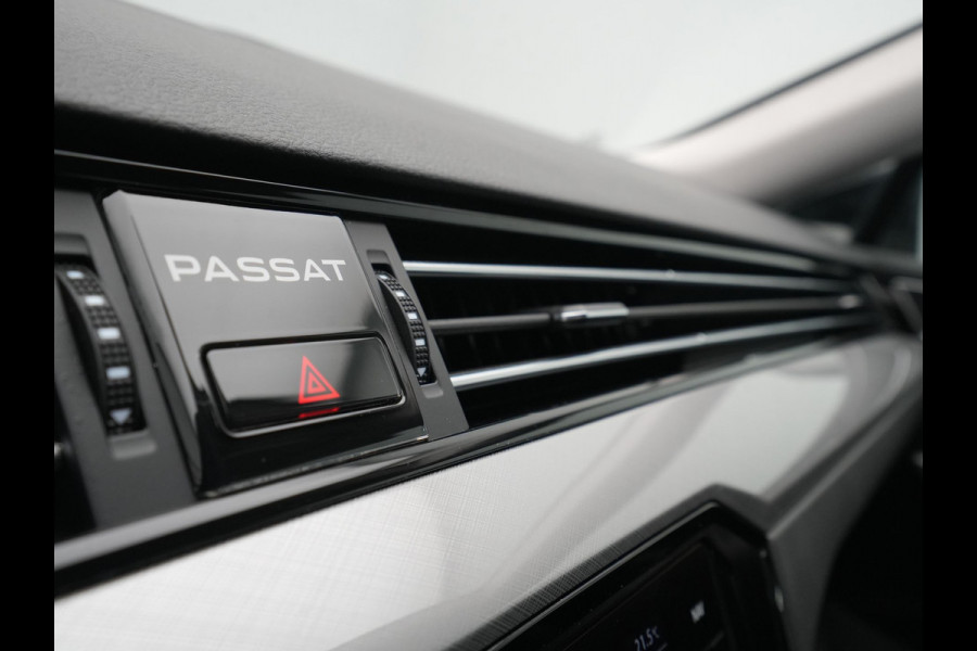 Volkswagen Passat Variant 1.4 TSI 218pk PHEV GTE Trekhaak Camera Navigatie Stoelverwarming