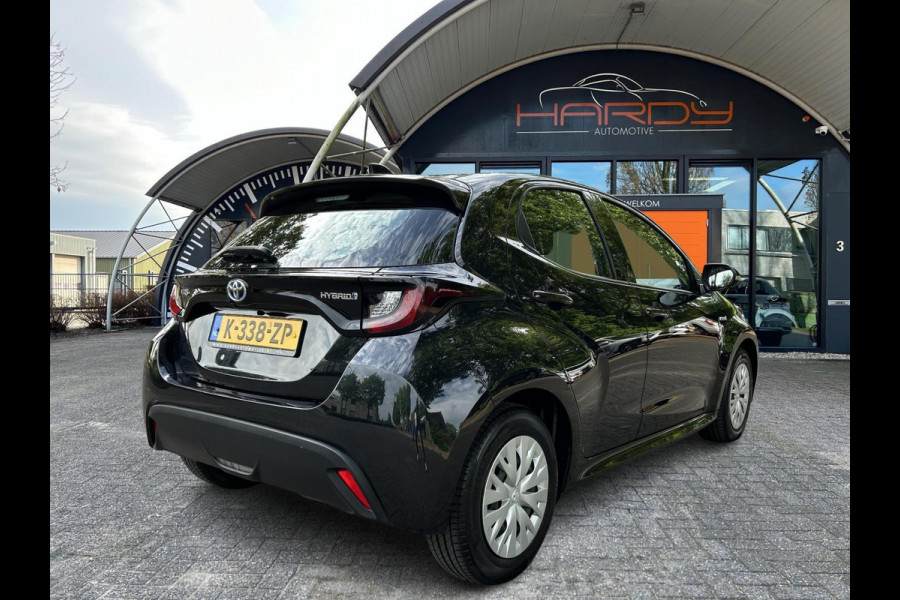 Toyota Yaris 1.5 Hybrid Active Apple Carplay 1e Eigenaar Dealeronderhouden NL-Auto Rijklaarprijs!