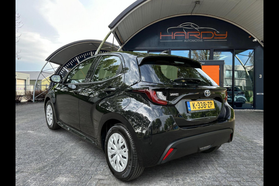 Toyota Yaris 1.5 Hybrid Active Apple Carplay 1e Eigenaar Dealeronderhouden NL-Auto Rijklaarprijs!