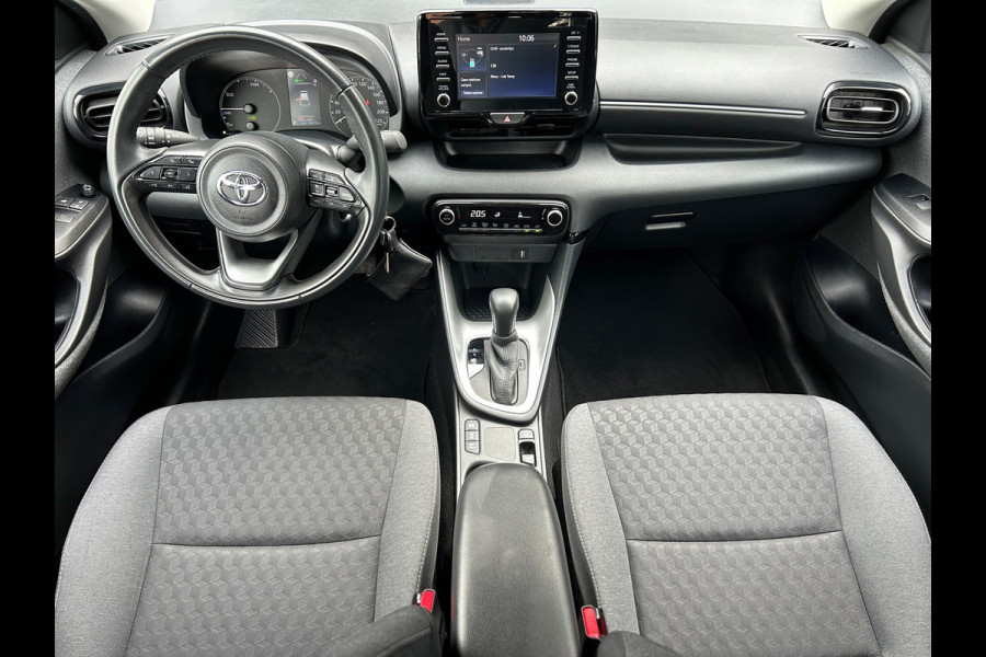Toyota Yaris 1.5 Hybrid Active Apple Carplay 1e Eigenaar Dealeronderhouden NL-Auto Rijklaarprijs!