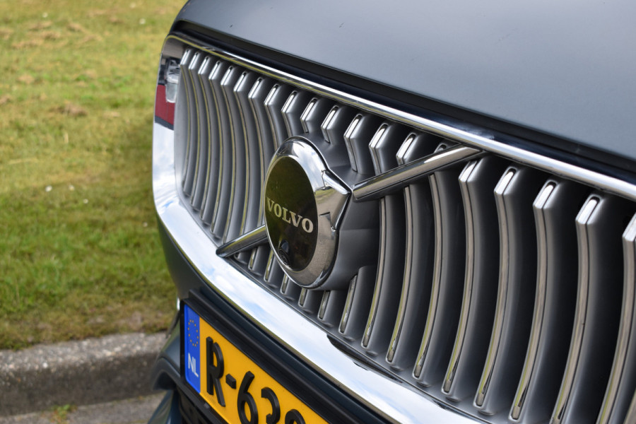 Volvo XC90 T8 455PK Recharge AWD Ultimate Bright | Luchtvering | B&W | Massage | Trekhaak | Stoelkoeling | HUD