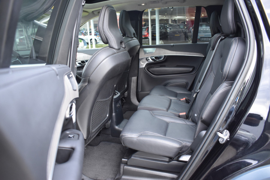 Volvo XC90 T8 455PK Recharge AWD Ultimate Bright | Luchtvering | B&W | Massage | Trekhaak | Stoelkoeling | HUD