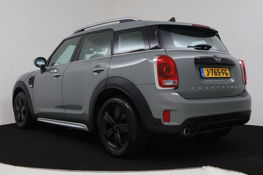 MINI Countryman 1.5 Cooper Business Edition Automaat (NAVIGATIE, PARKEERSENSOREN, CLIMA, 1e EIGENAAR, DEALER ONDERHOUDEN)