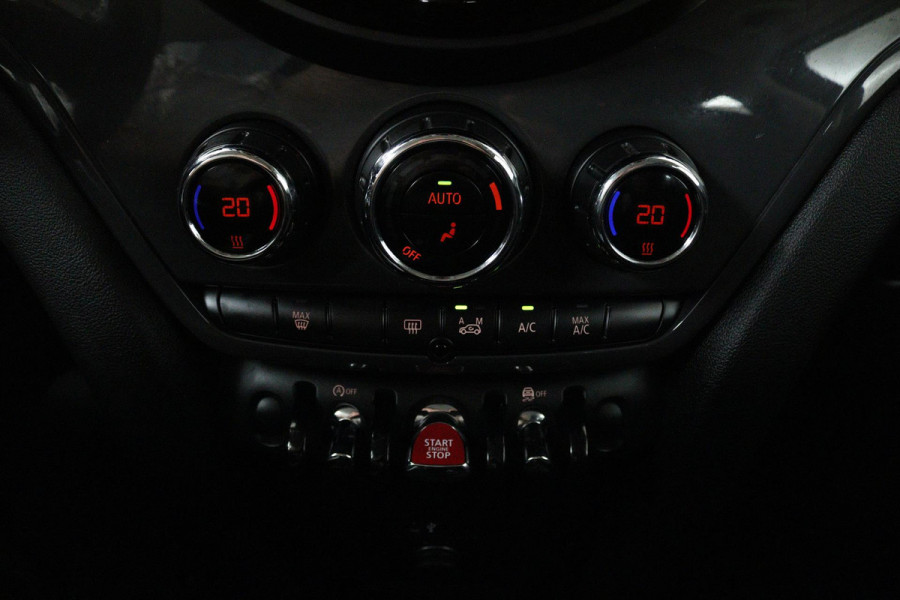 MINI Countryman 1.5 Cooper Business Edition Automaat (NAVIGATIE, PARKEERSENSOREN, CLIMA, 1e EIGENAAR, DEALER ONDERHOUDEN)