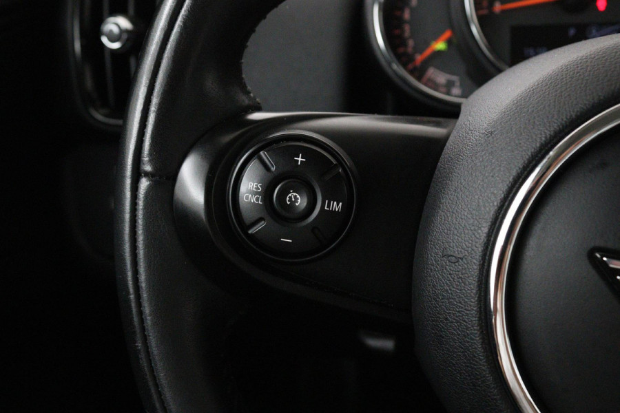MINI Countryman 1.5 Cooper Business Edition Automaat (NAVIGATIE, PARKEERSENSOREN, CLIMA, 1e EIGENAAR, DEALER ONDERHOUDEN)