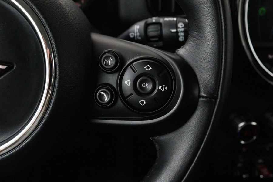 MINI Countryman 1.5 Cooper Business Edition Automaat (NAVIGATIE, PARKEERSENSOREN, CLIMA, 1e EIGENAAR, DEALER ONDERHOUDEN)