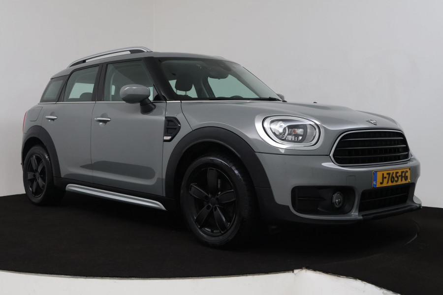 MINI Countryman 1.5 Cooper Business Edition Automaat (NAVIGATIE, PARKEERSENSOREN, CLIMA, 1e EIGENAAR, DEALER ONDERHOUDEN)