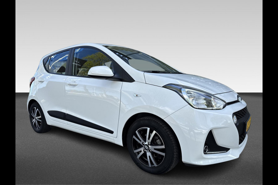 Hyundai i10 1.0i Comfort Navigatie en L.M. Velgen