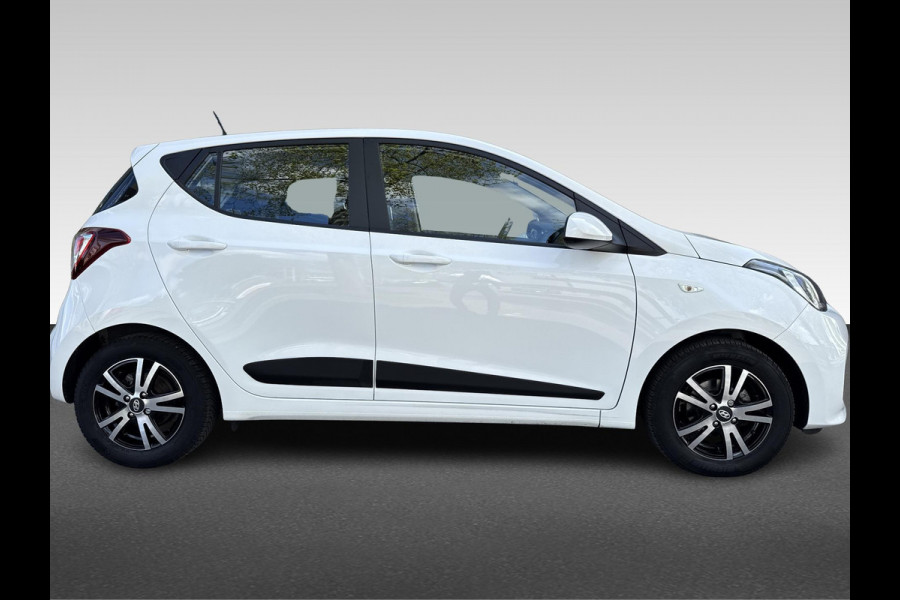Hyundai i10 1.0i Comfort Navigatie en L.M. Velgen