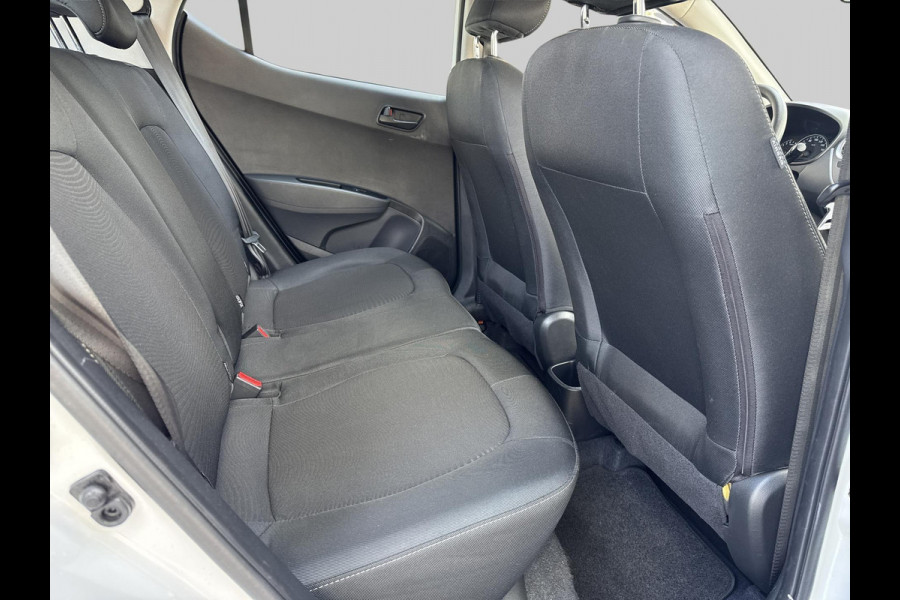 Hyundai i10 1.0i Comfort Navigatie en L.M. Velgen