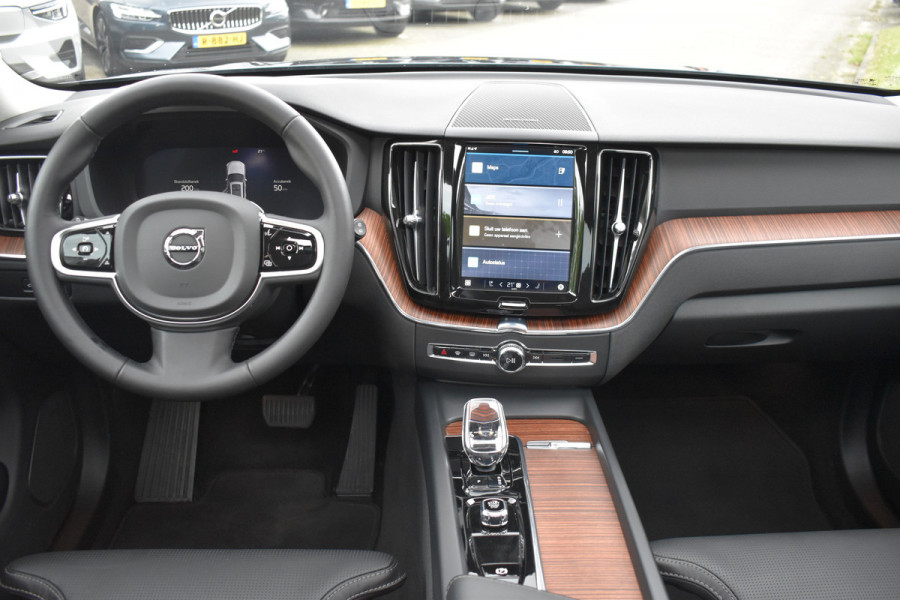 Volvo XC60 T6 Plug-in hybrid AWD Plus Bright | 21''LMV | H&K | Geventileerd leder | 360 Camera | ACC | Trekhaak