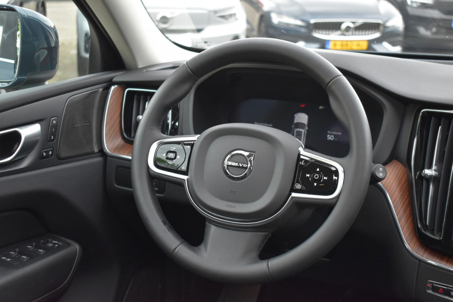 Volvo XC60 T6 Plug-in hybrid AWD Plus Bright | 21''LMV | H&K | Geventileerd leder | 360 Camera | ACC | Trekhaak