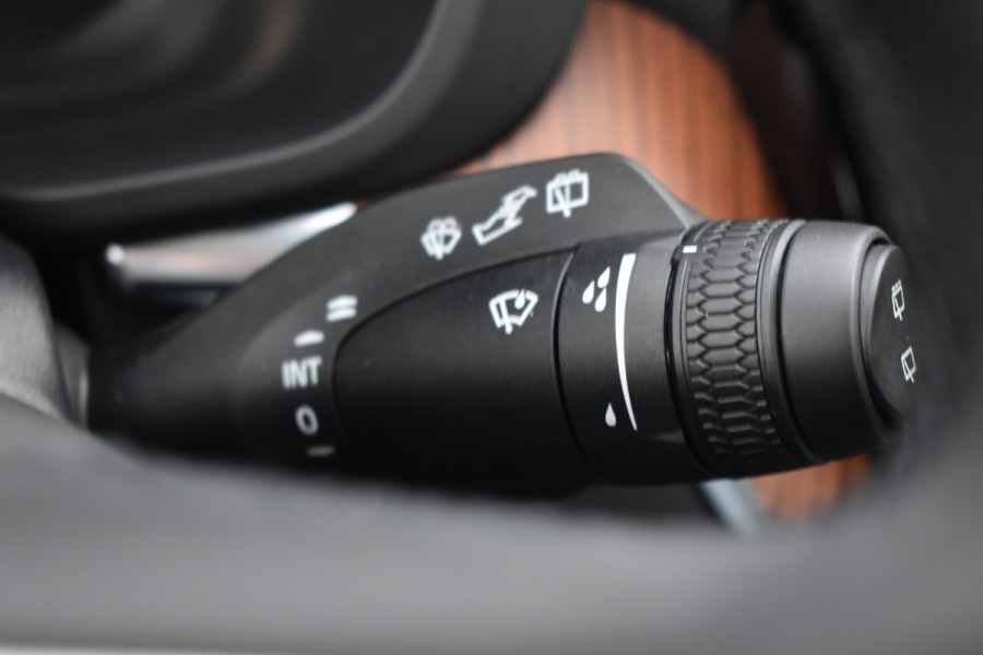 Volvo XC60 T6 Plug-in hybrid AWD Plus Bright | 21''LMV | H&K | Geventileerd leder | 360 Camera | ACC | Trekhaak