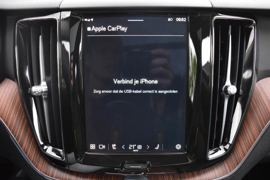 Volvo XC60 T6 Plug-in hybrid AWD Plus Bright | 21''LMV | H&K | Geventileerd leder | 360 Camera | ACC | Trekhaak
