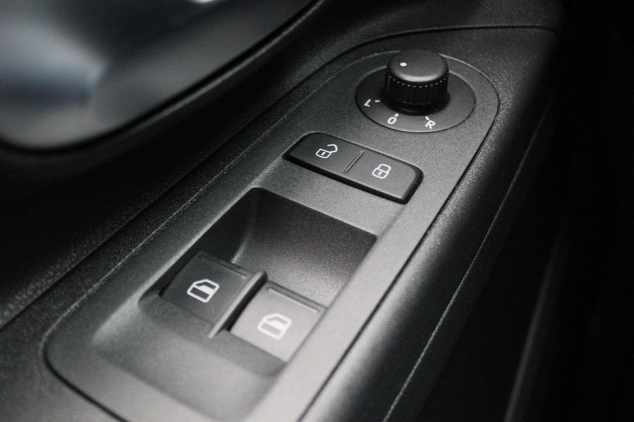 Volkswagen up! 1.0 BMT move up! 5-Deurs, LED, Airco, Bluetooth, DAB, Smartphone Integratie