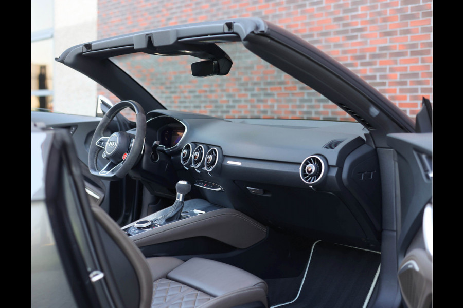 Audi TTRS Roadster 2.5 TFSI Quattro *B&O*Vossen*Sportuitlaat*Camera*