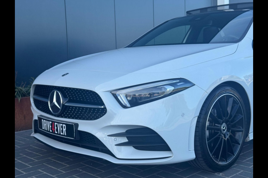 Mercedes-Benz A-Klasse 200 AMG Line M2023 FULL PANO NAVI CAMERA SFEERVERLICHTING ELEK P