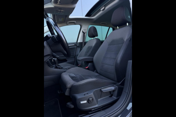 Volkswagen Golf 1.5 TSI HL Bns R DSG FULL PANO NAVI ACC ECC PDC ELEK PAKKET