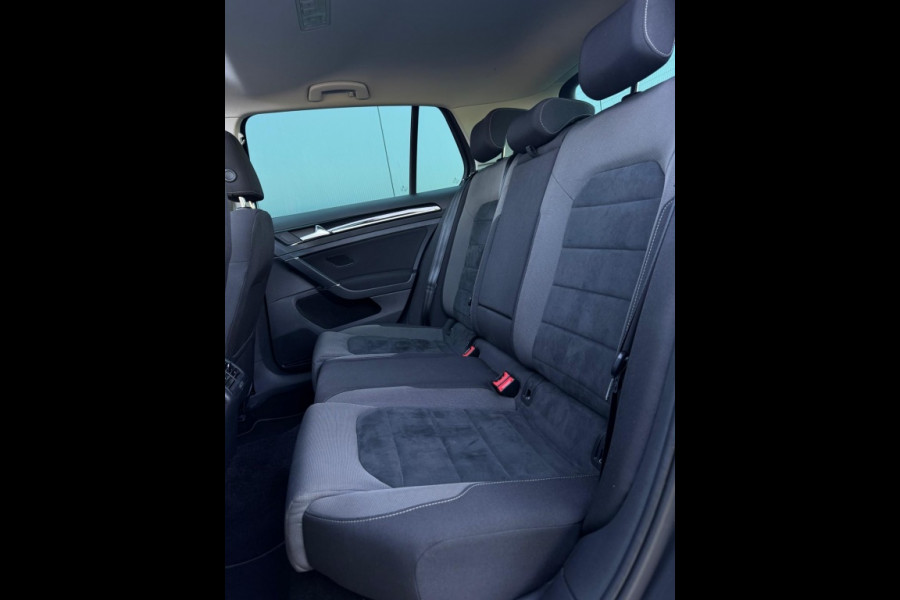Volkswagen Golf 1.5 TSI HL Bns R DSG FULL PANO NAVI ACC ECC PDC ELEK PAKKET