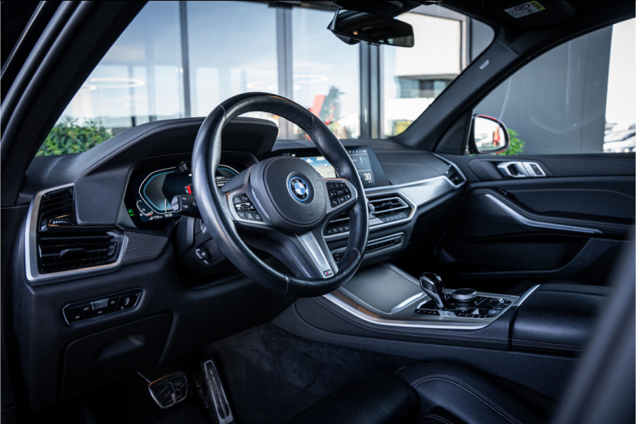 BMW X5 xDrive45e High Executive - M Sport | Panorama | Elek. Trekhaak | 360 Camera | Memory