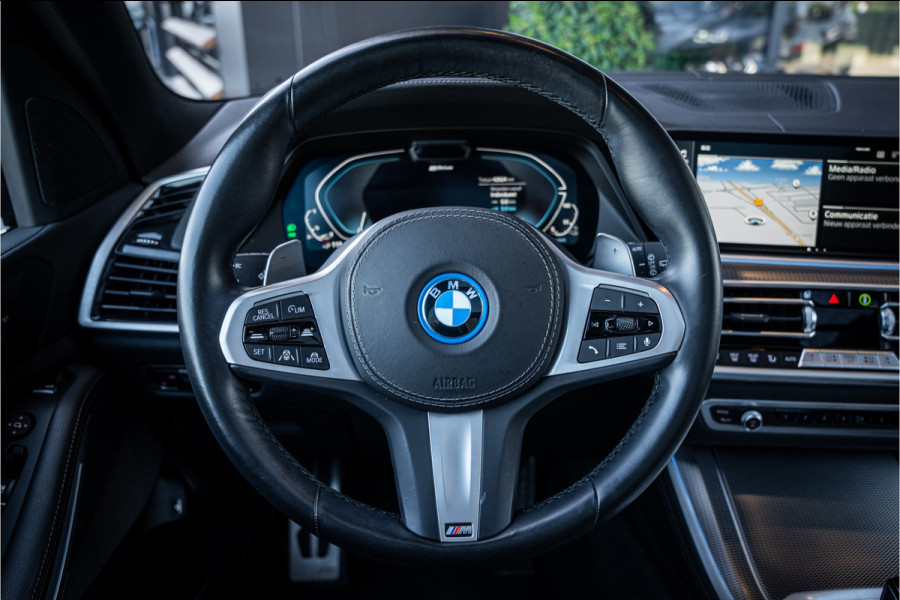 BMW X5 xDrive45e High Executive - M Sport | Panorama | Elek. Trekhaak | 360 Camera | Memory