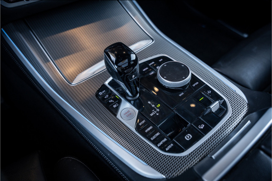 BMW X5 xDrive45e High Executive - M Sport | Panorama | Elek. Trekhaak | 360 Camera | Memory