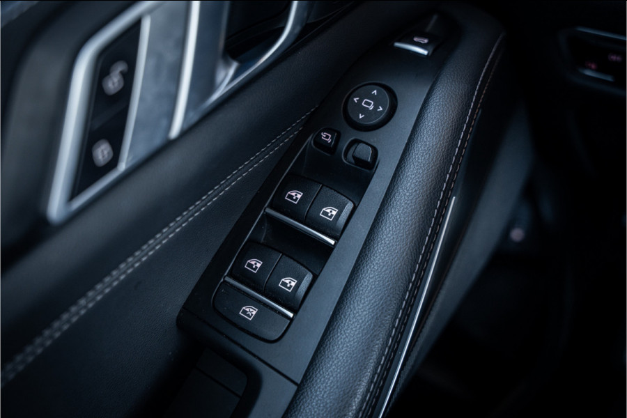 BMW X5 xDrive45e High Executive - M Sport | Panorama | Elek. Trekhaak | 360 Camera | Memory