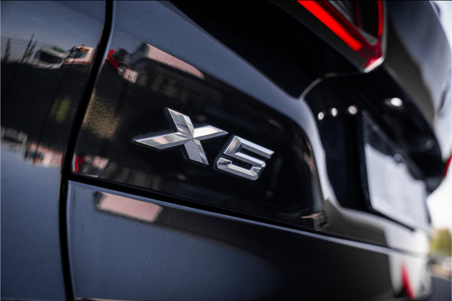 BMW X5 xDrive45e High Executive - M Sport | Panorama | Elek. Trekhaak | 360 Camera | Memory